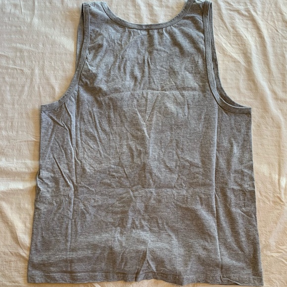 Men’s Medium Volcom Tank - Picture 4 of 4